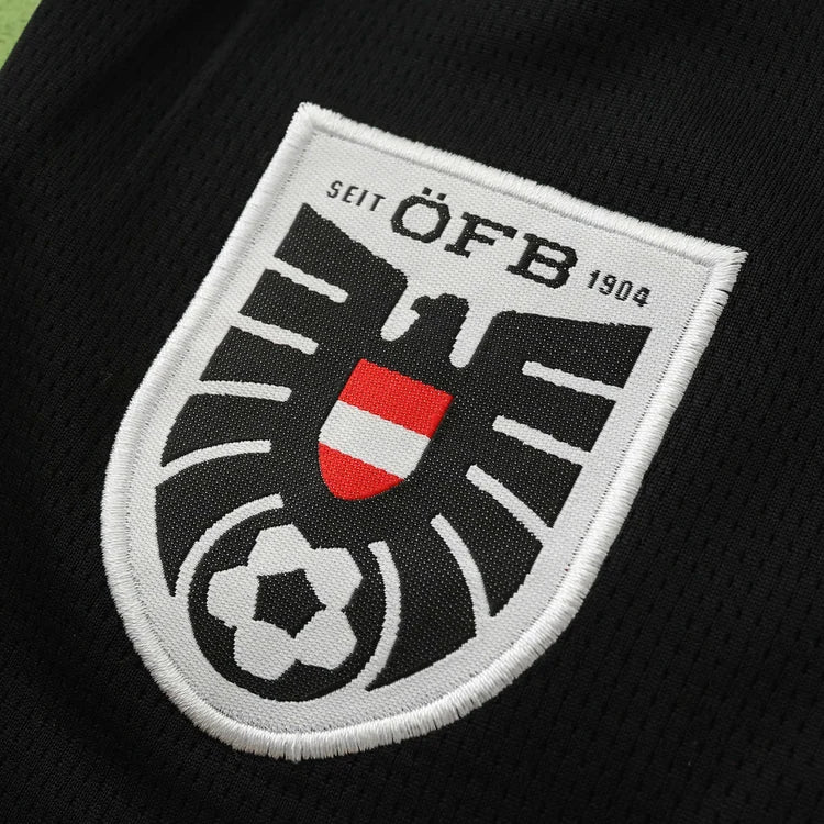 Kit Infantil Áustria I 2026 - Varal do Torcedor 16 (3 á 4 anos) / Não Otimizado