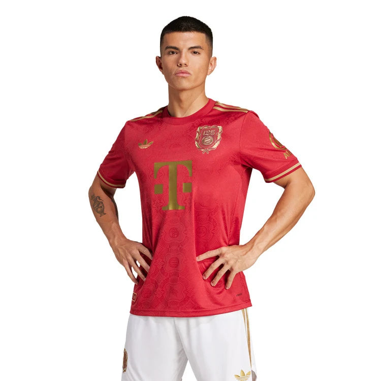 Camisa Especial Bayern de Munique - 125 anos