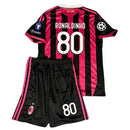 kit infantil milan retrô 2009, camisa e calção rossonero, uniforme clássico 2009/10, futebol italiano, para pequenos torcedores, AC Milan kids

