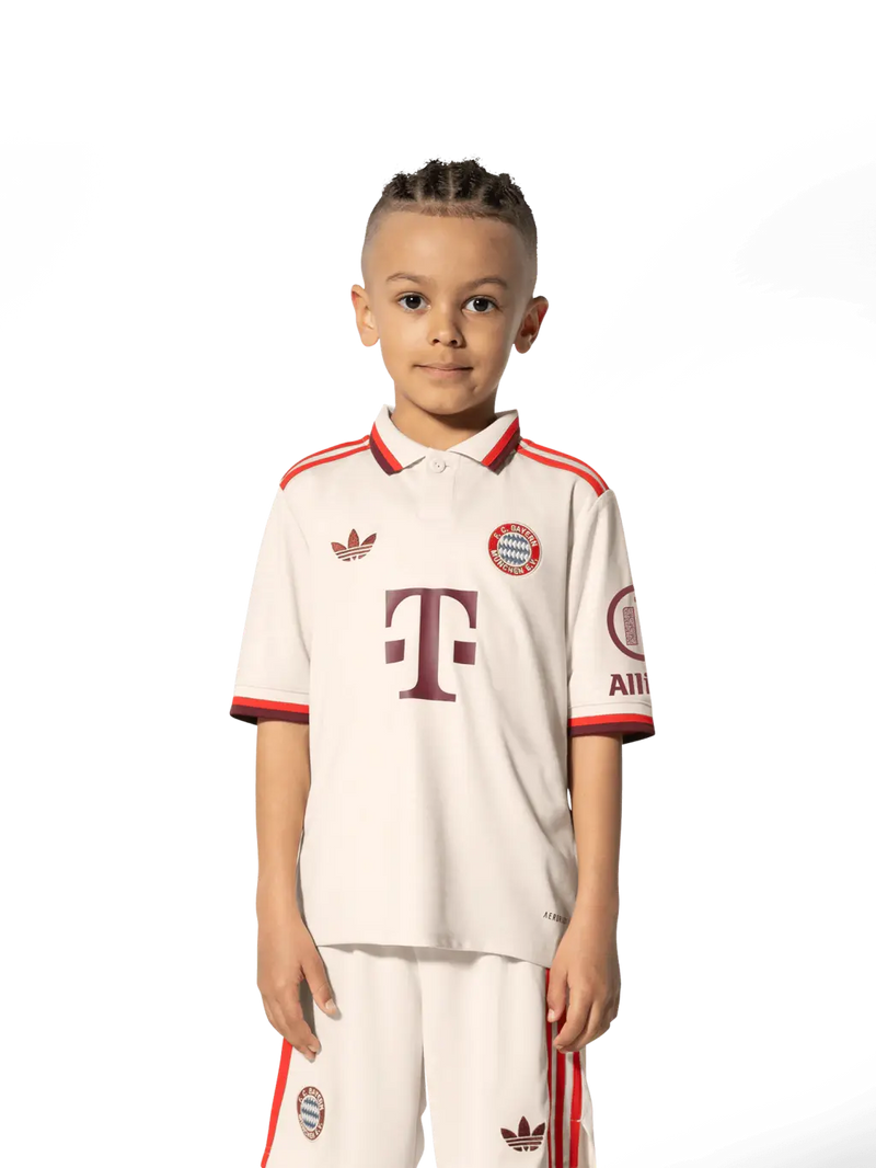 Kit Infantil Bayern de Munique Originals III 2024/2025