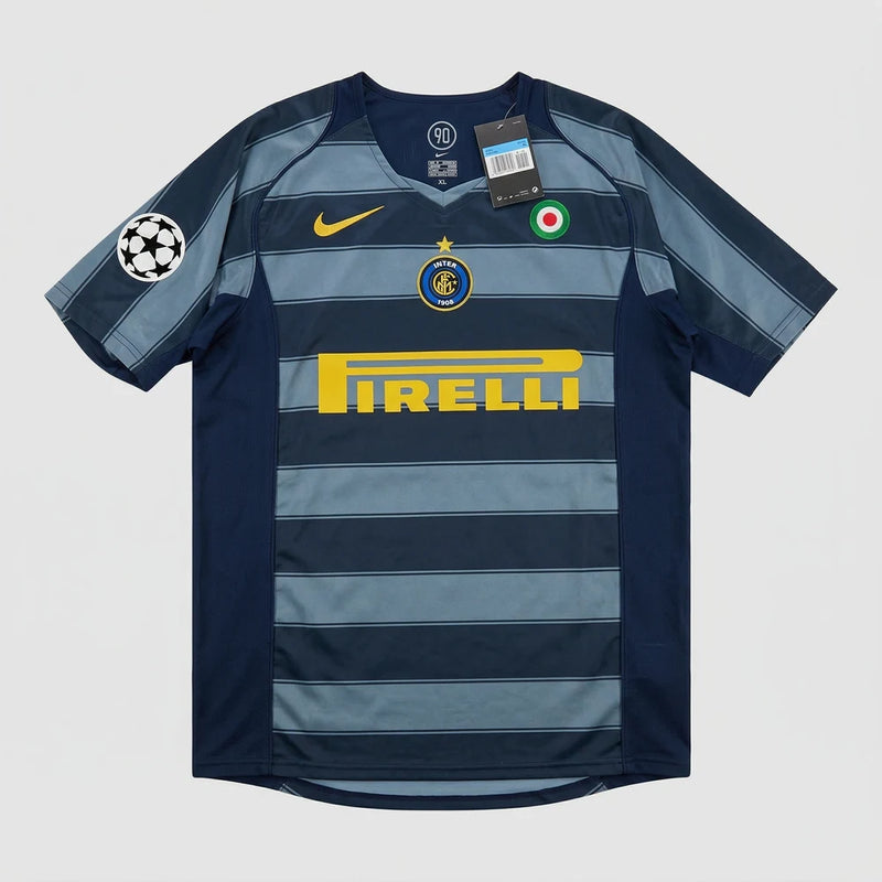 Camisa Retrô Inter de Milão III 2004/05 - Varal do Torcedor P / Adriano 10 / Sem Patch Otimizado