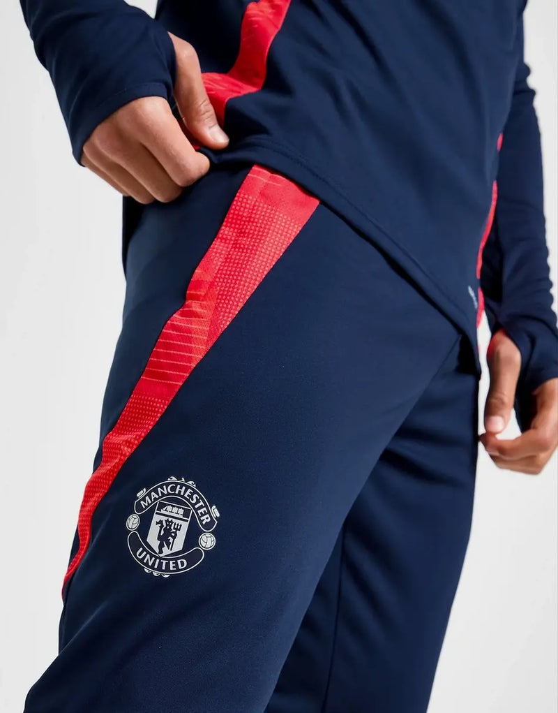 Kit Training Manchester United I 2024/2025