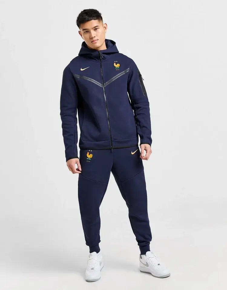 Conjunto Tech Fleece França 2024