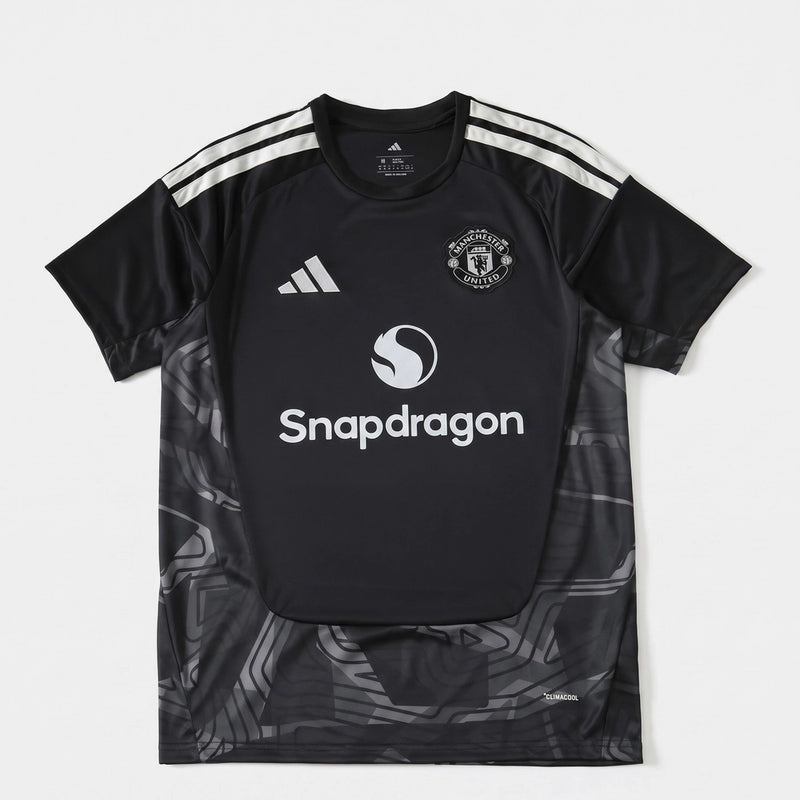 Camisa Manchester United Goleiro I 2026/27 - Varal do Torcedor P / Não / Sem Patch Otimizado