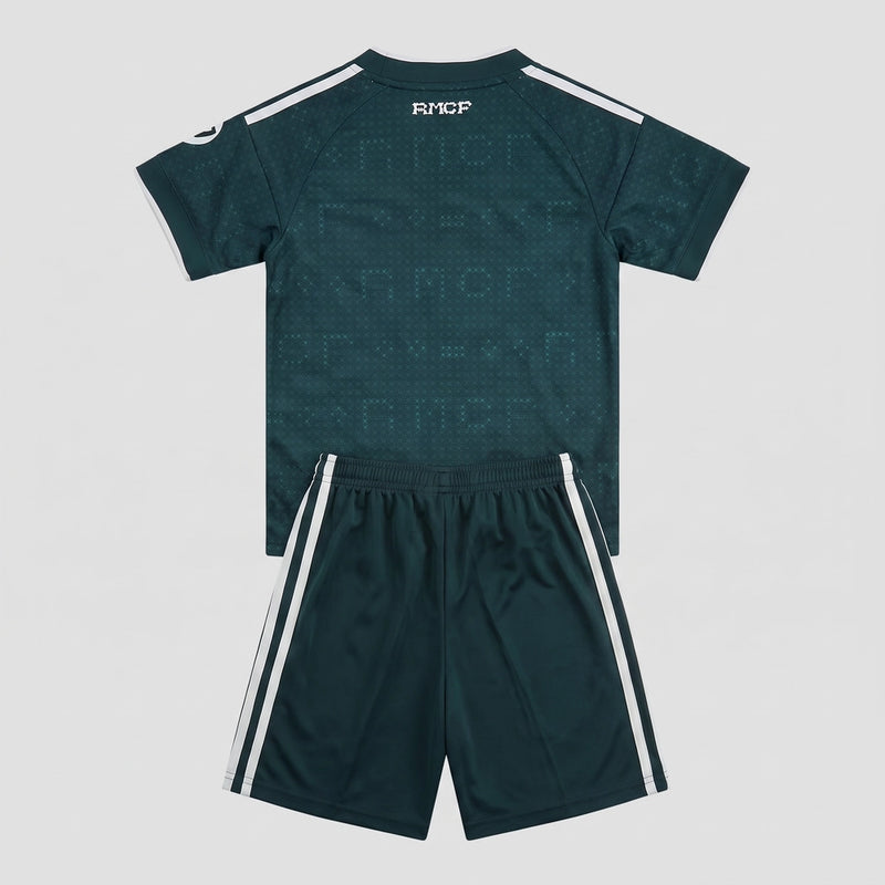 Kit Infantil Real Madrid II 26/27 - Varal do Torcedor 16 (3 á 4 anos) / Não Otimizado