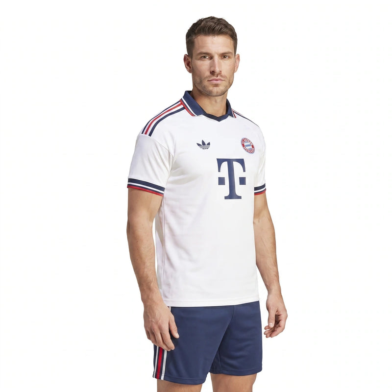 Camisa Bayern de Munique II 26/27 - Varal do Torcedor P / Não / Sem Patch Otimizado