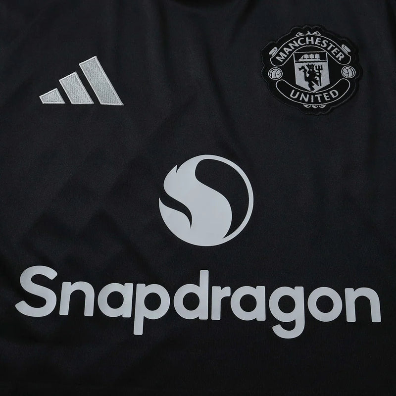 Camisa Manchester United Goleiro I 2026/27 - Varal do Torcedor P / Não / Sem Patch Otimizado
